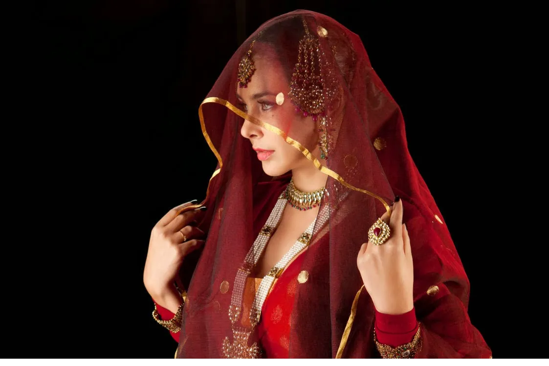 taj lisa ray